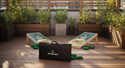 beyond-meat-cornhole-fully-loaded-with-imprinted-carry-case-and-bags-4