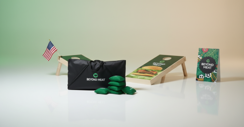 beyond-meat-cornhole-fully-loaded-with-imprinted-carry-case-and-bags-5